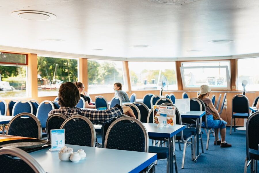 Berlin: Spree Boat Tour to Müggelsee - Following the Spree through Berlin’s green eastern edge