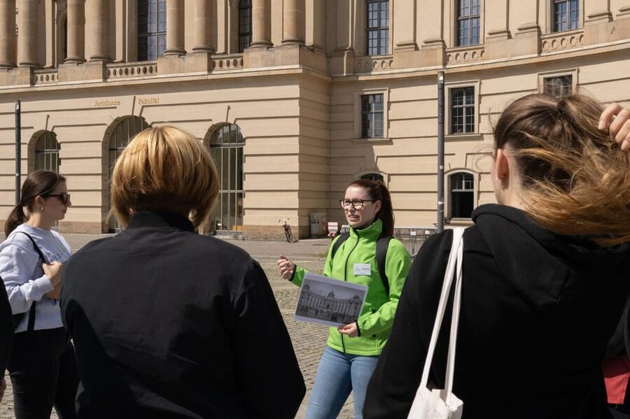 Berlin: the treasures of berlin - walking tour - Gendarmenmarkt and the cathedral pair