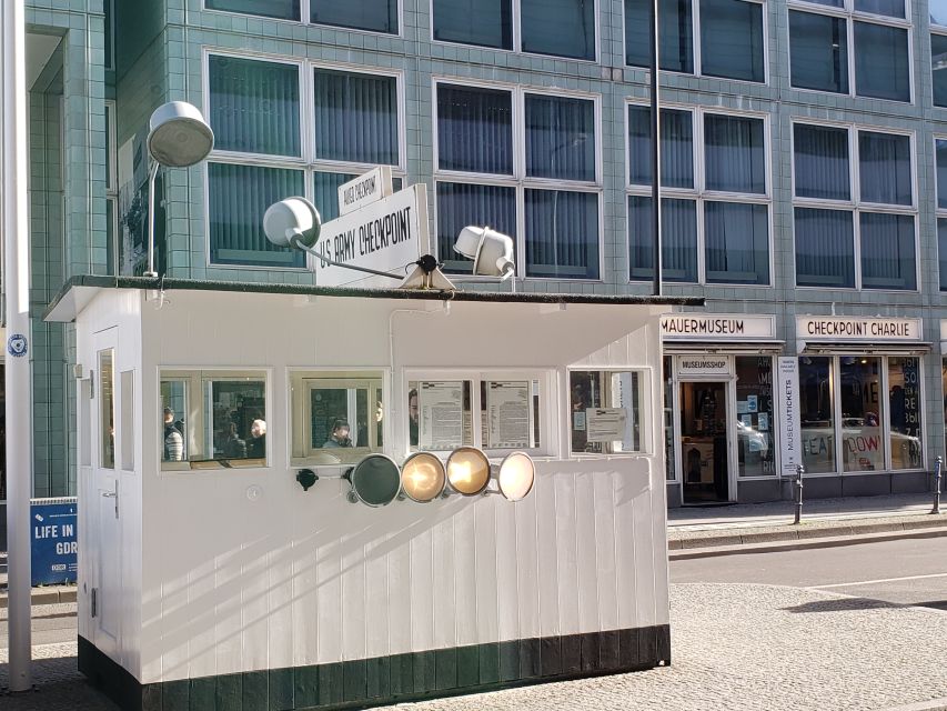 Berlin: The Wall and Cold War - a Private Walking Tour - Following the former border into central Berlin