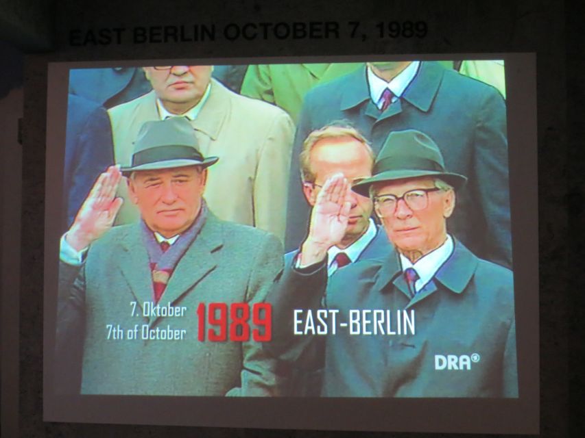 Berlin: The Wall Museum East Side Gallery Ticket - The fall of the Wall and the city afterward