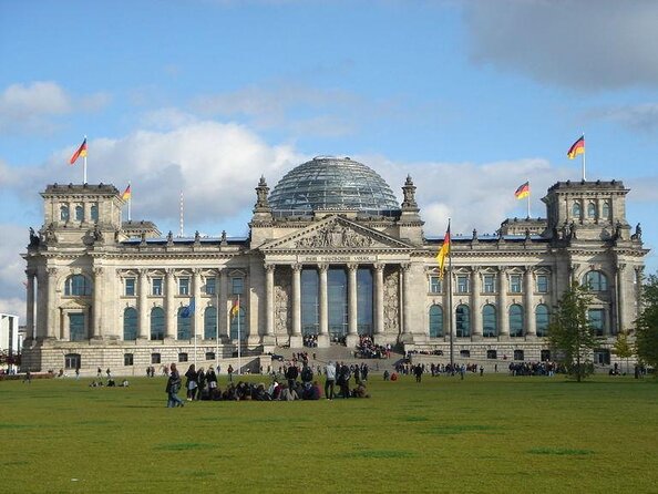 Berlin Third Reich Sites: Half-Day Walking Tour - Anhalter Bahnhof and the reality of deportation