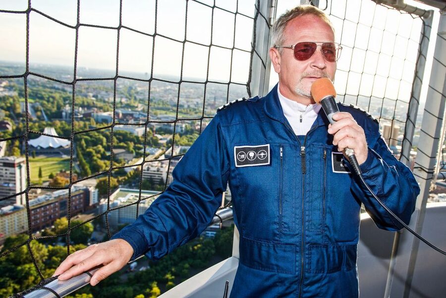 Berlin: Ticket for World Balloon with Perfect View - The 150-meter ascent