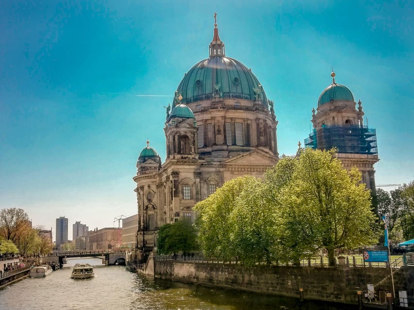 Berlin: Tour with Private Guide - Mitte, Kreuzberg, and Prenzlauer Berg
