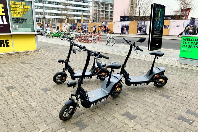 Berlin: Ultimate E-Scooter Adventure Tour - Why an e-scooter can work well in Berlin