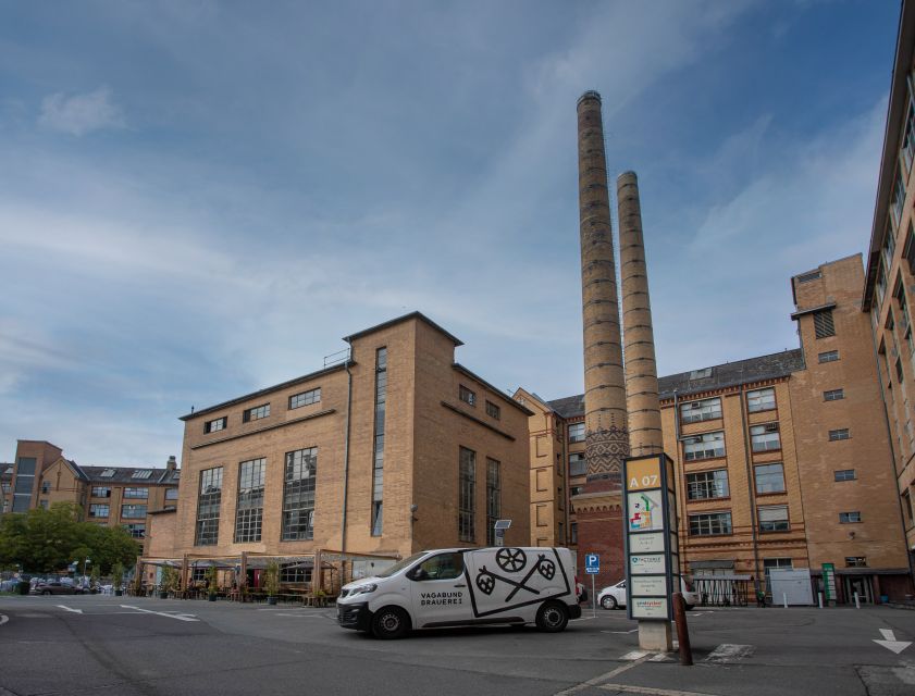 Berlin: Vagabund Brauerei Beer Tasting & Guided Brewery Tour - The brewing floor: from raw ingredients to finished beer