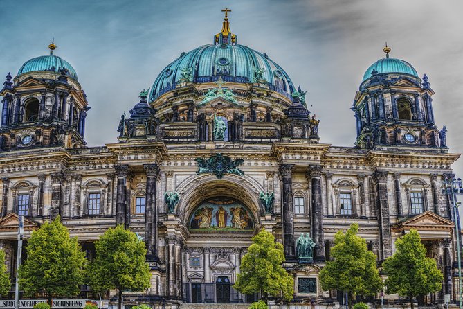 Best of Berlin with a licensed Guide - Potsdamer Platz, Berlin’s modern face