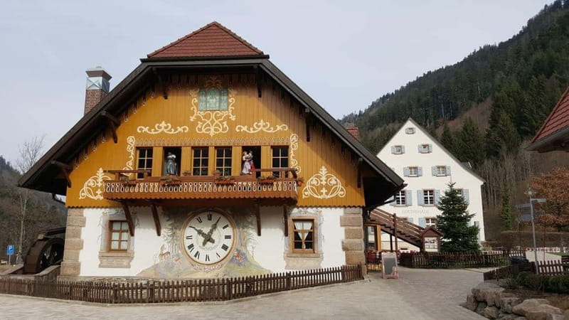 Black Forest: Ravenna Gorge Hike, Self-Guided - The cuckoo clock and the touristy stops