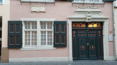 Private City Highlights Walking Tour