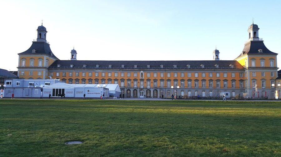 Bonn: Private City Highlights Walking Tour - Bonn Minster and the city center