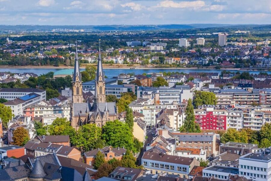 Bonn : Private Walking Tour With A Guide ( Private Tour ) - The middle of the walk: history that responds to your questions