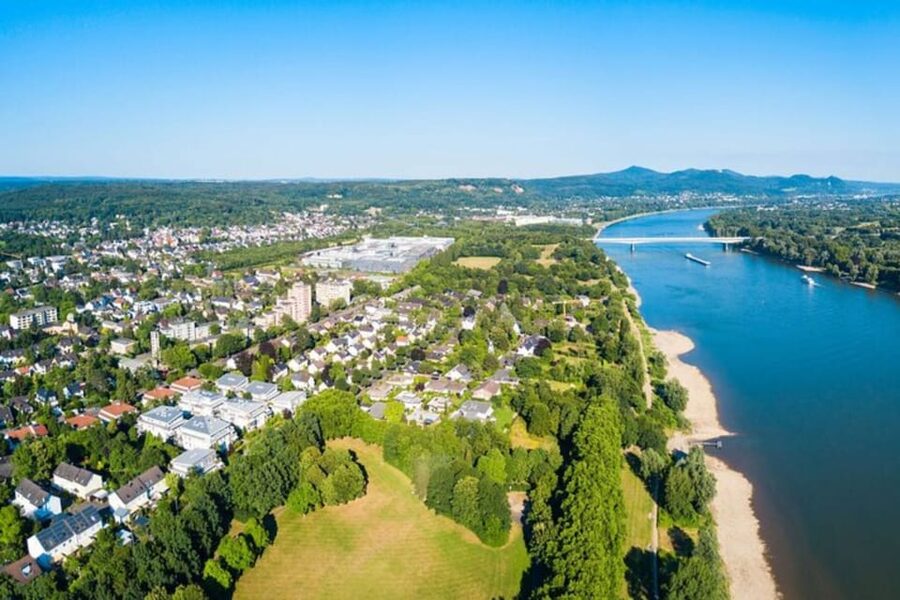 Bonn : Private Walking Tour With A Guide ( Private Tour ) - How the two to three hours feel on the ground