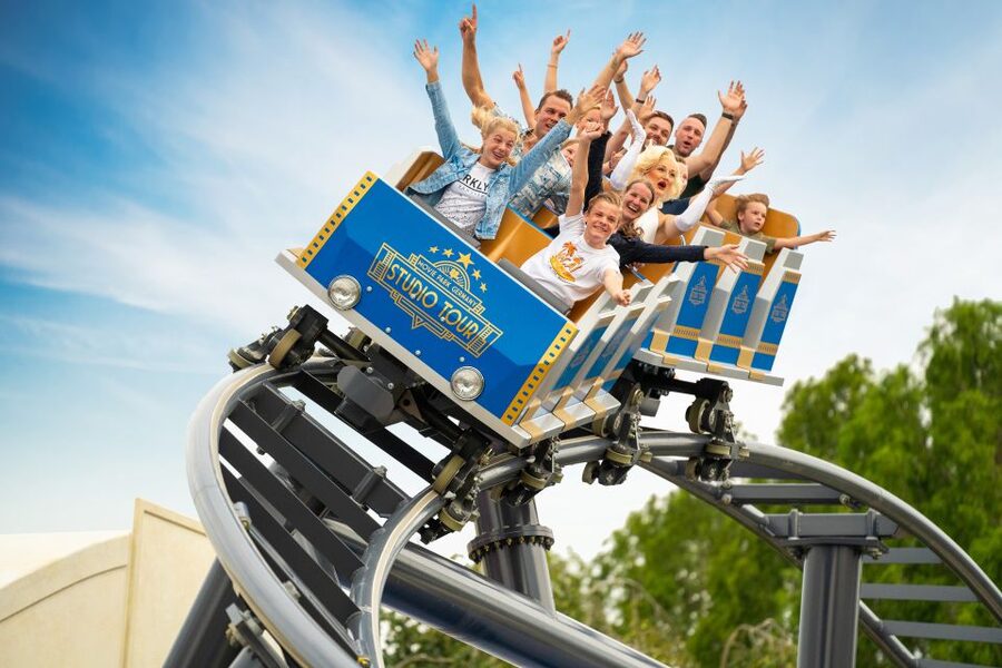 Bottrop: Movie Park Full-Day Admission Ticket - October Halloween: a different kind of visit