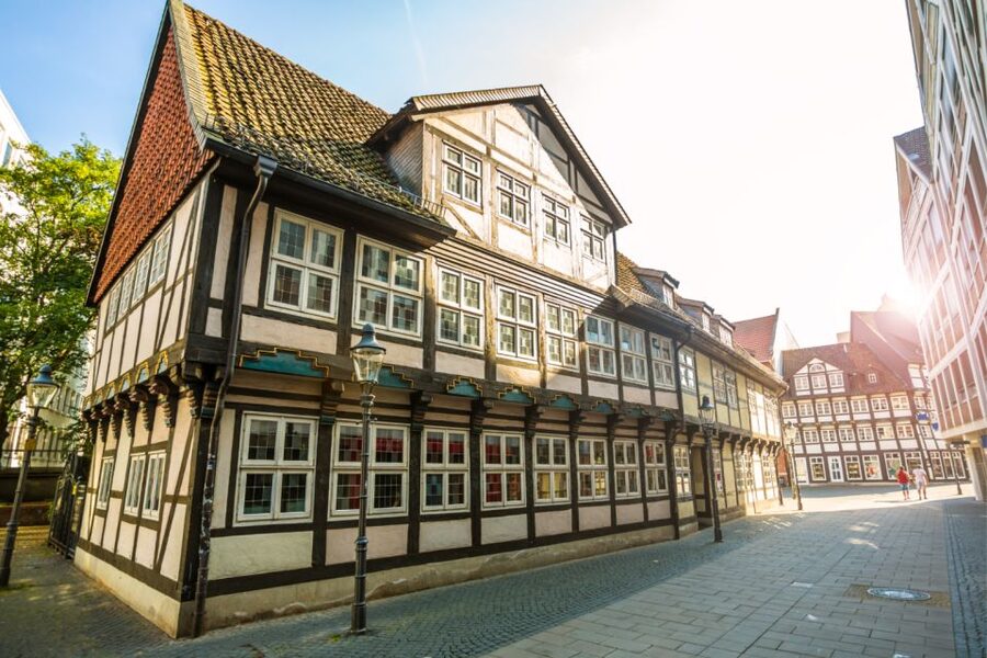 Braunschweig: Scavenger Hunt Self-Guided Walking Tour - Planning around the mailed box