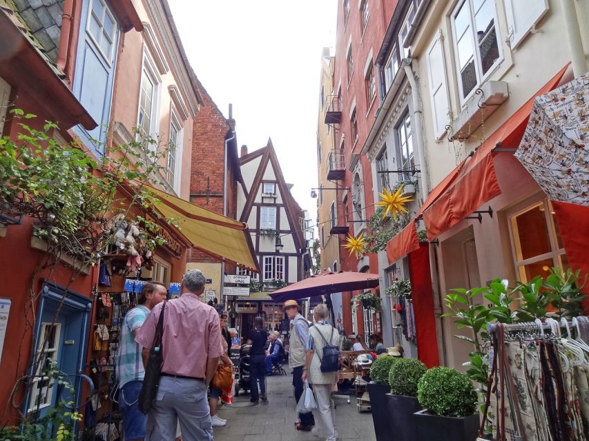 Bremen: City Center Guided Walking Tour - Who should book this Bremen walk?