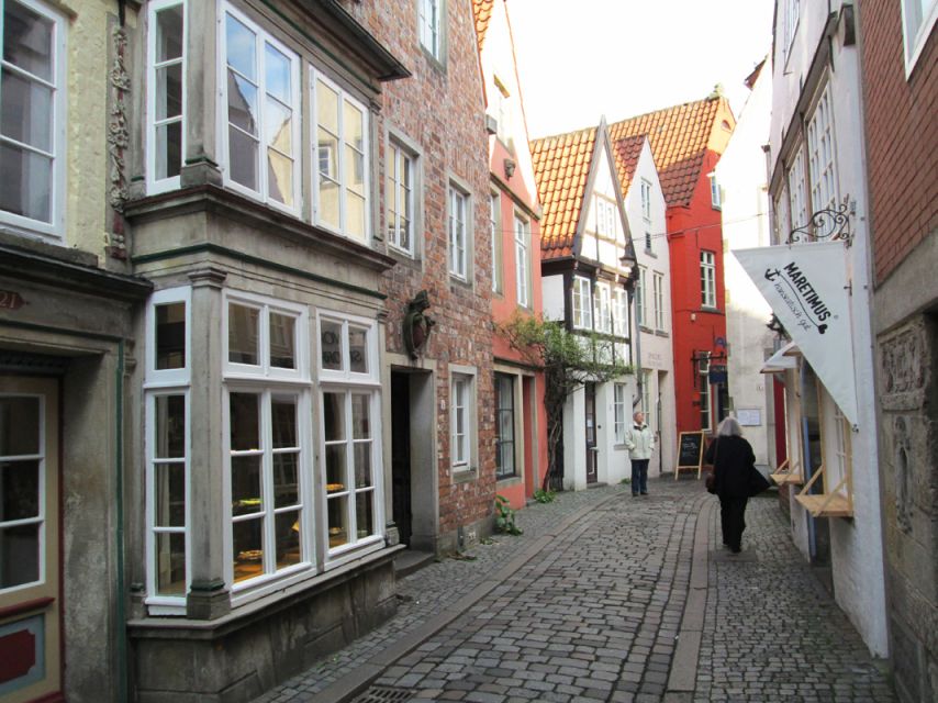 Bremen: Walking Tour of Historic Schnoor District - St. John’s Church and the Franciscan connection