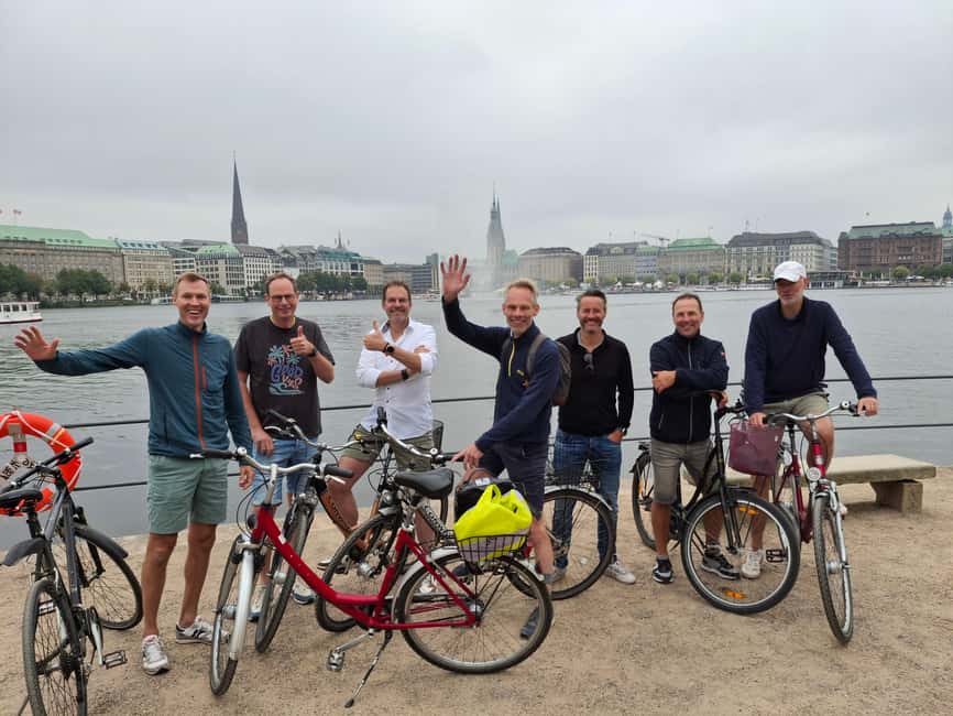 Celebs, Waterfronts and Nature Cycle Tour - Key points at a glance