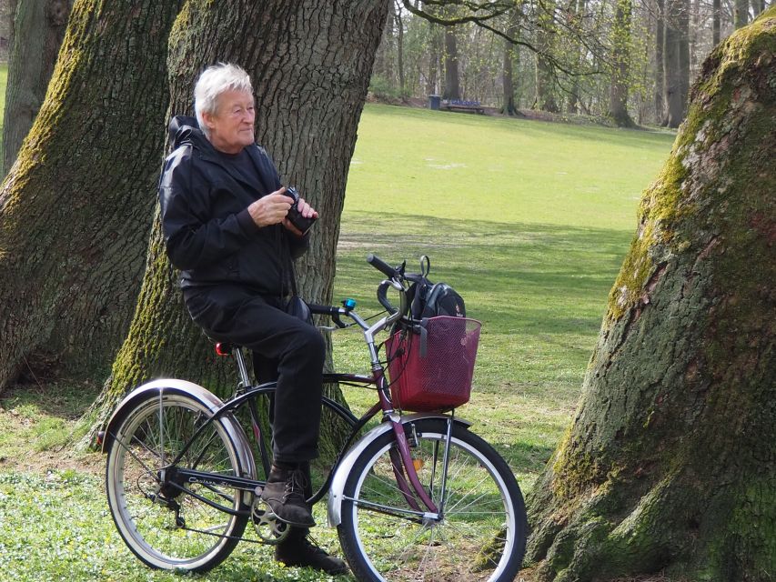 Celebs, Waterfronts and Nature Cycle Tour - Kennedy Bridge provides the final panorama