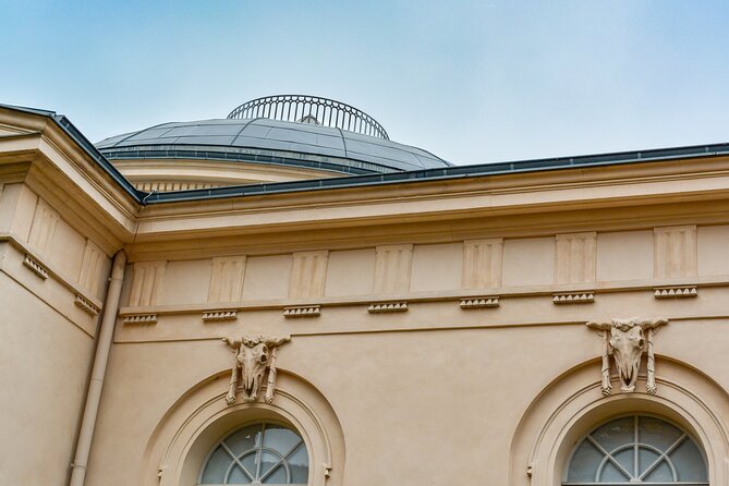 Charité Hospital Walking Tour: Exploring Berlin’s Medical History - Albrecht von Graefe and Berlin’s first scientist monument