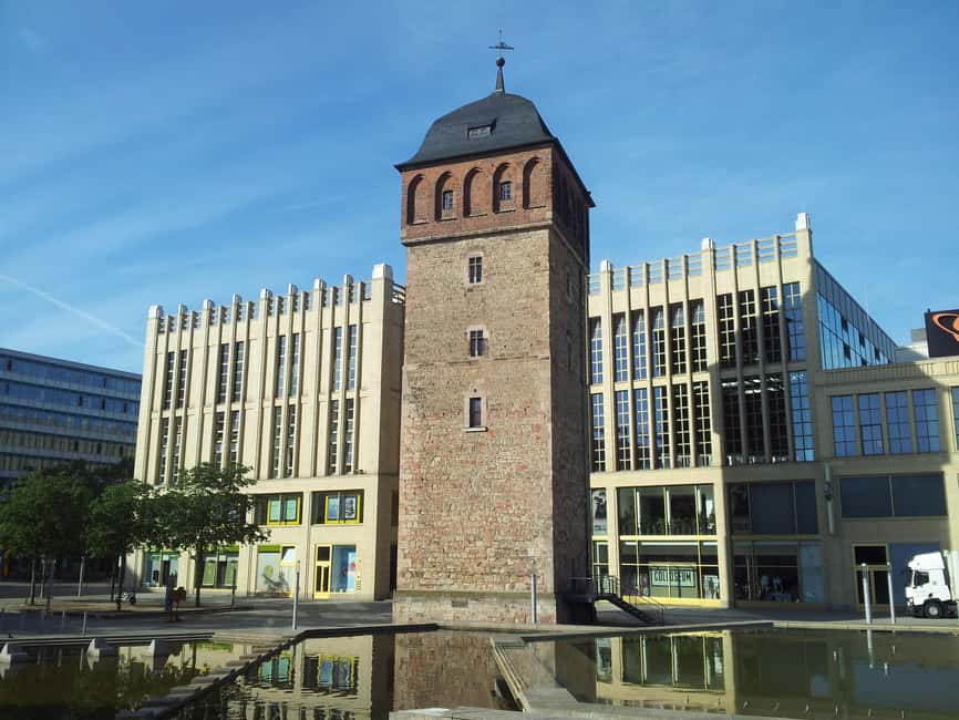 City tour Chemnitz - The modern center and the Karl Marx head