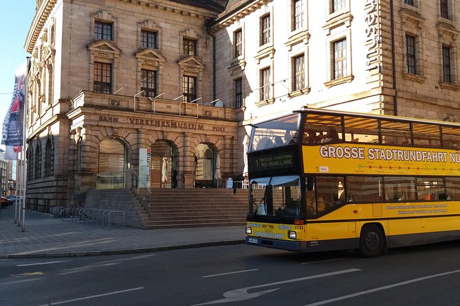 City tour of Nuremberg - Stop 5: Main Market Square and Town Hall