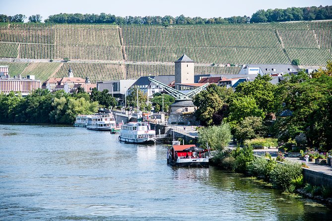 City tour through Würzburg with the Bimmelbahn - English Audio: A Useful Feature With One Caution