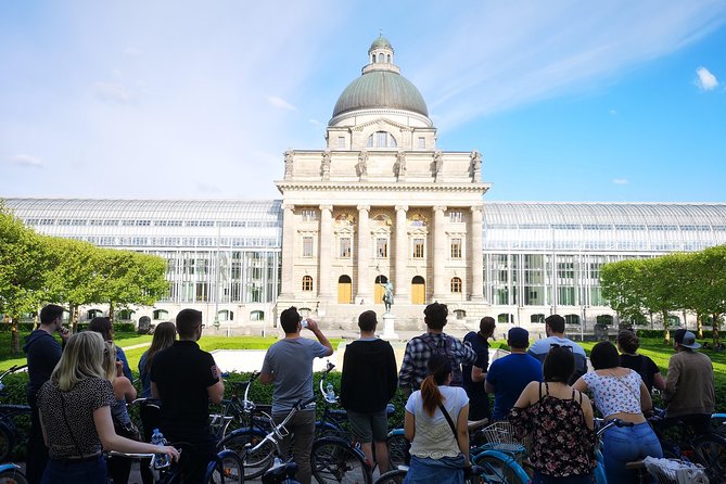 Classic Mike's Bike Tour daily @ 11.30 incl Beer Garden & Surfers - Starting at Marienplatz and walking to the bikes