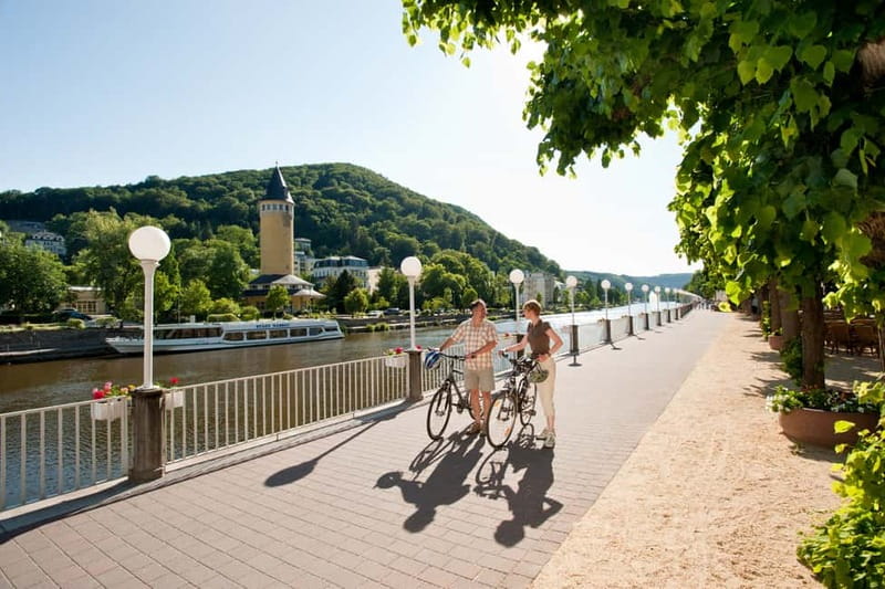 Cochem: Bike and Boat Tour with Picnic and Wine Tasting - Free time around Cochem and Reichsburg Cochem