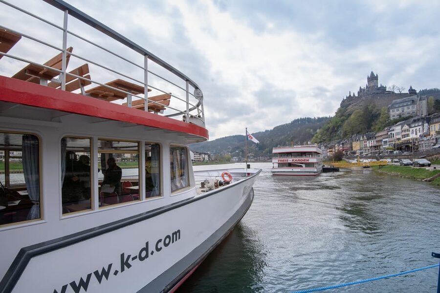 Cochem: Panoramic Cruise on the Moselle River - What the crew and commentary add
