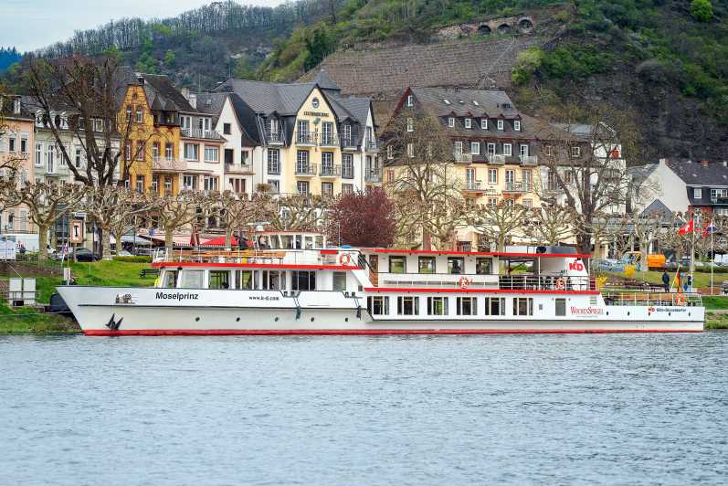 Cochem: Panoramic Cruise on the Moselle River - Finding the KD ticket office and boarding