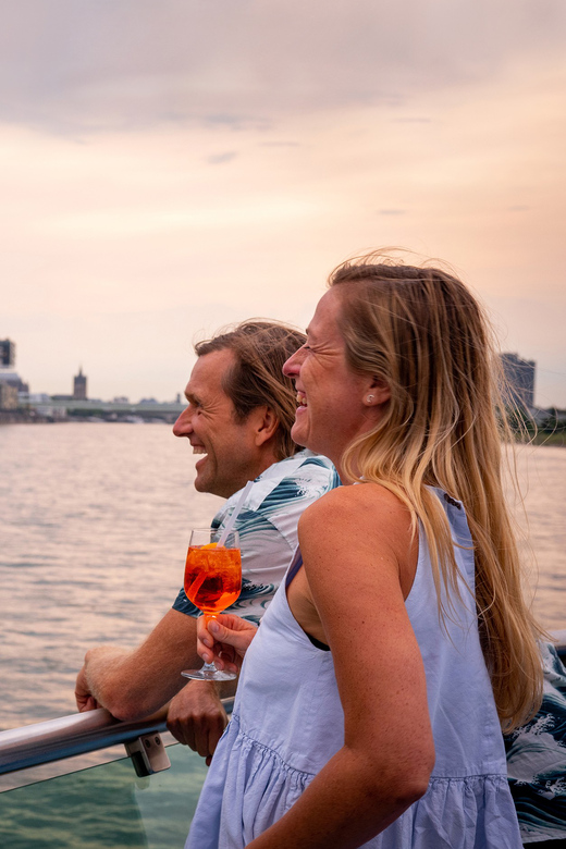 Cologne: 2-Hour Evening Cruise on the Rhine River - Seeing Cologne Cathedral from the Rhine