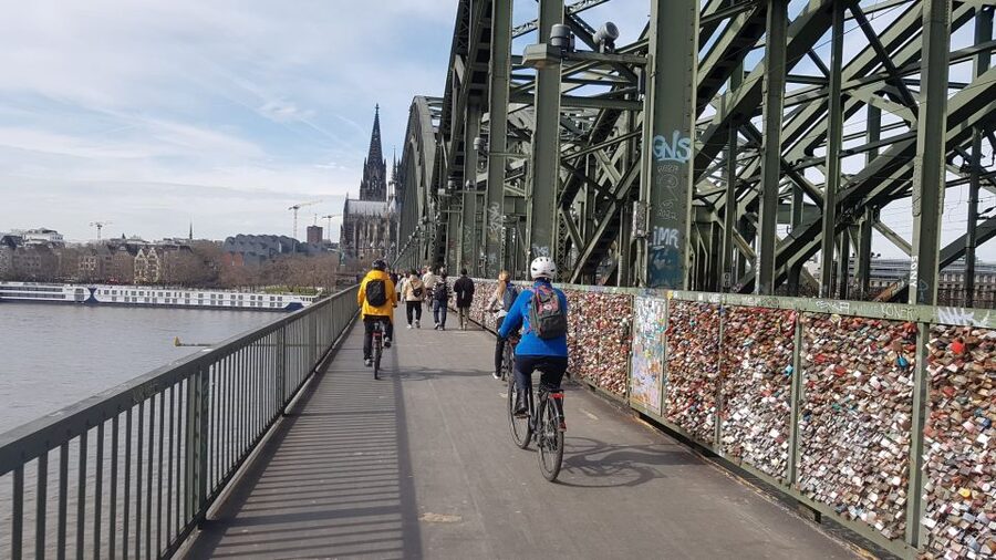 Cologne: 3-Hour Guided Bike Tour - Starting near Eigelstein Gate