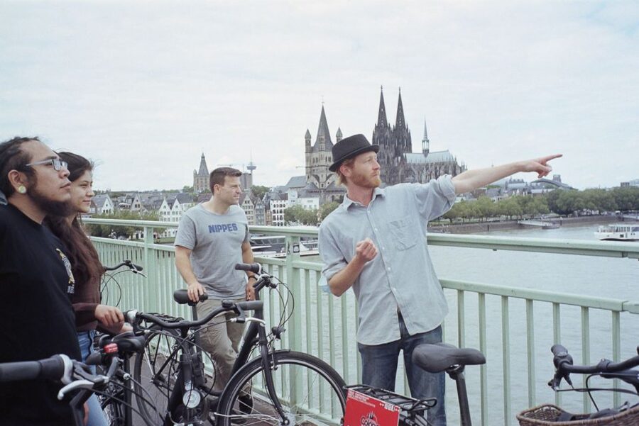 Cologne: 3-Hour Guided Bike Tour - From Prussian Fort X to the Zoobrücke