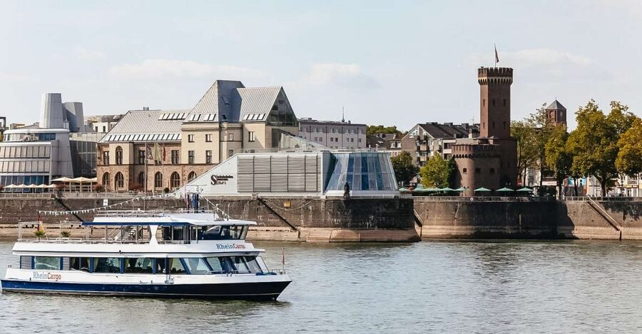 Cologne: 3-Hour Harbor Tour Cruise - Why this cruise shows you another Cologne