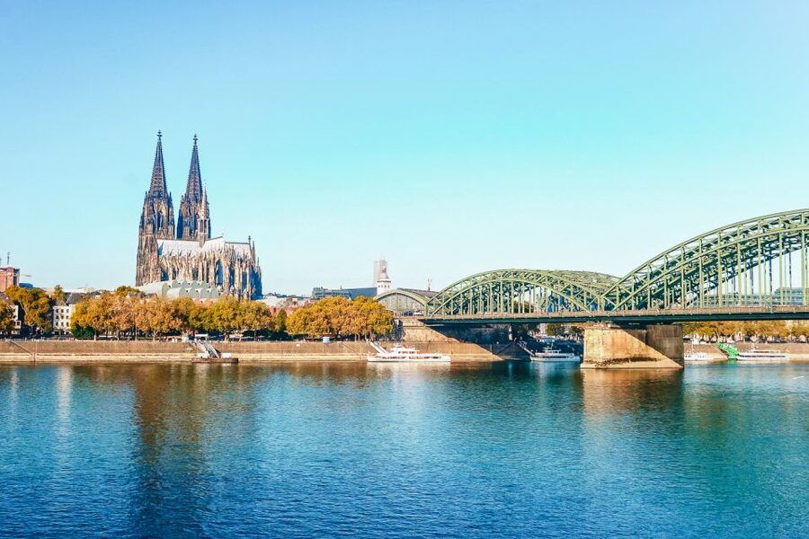 Cologne: 3-Hour Harbor Tour Cruise - Rheinau Harbor and Cologne’s changing riverfront
