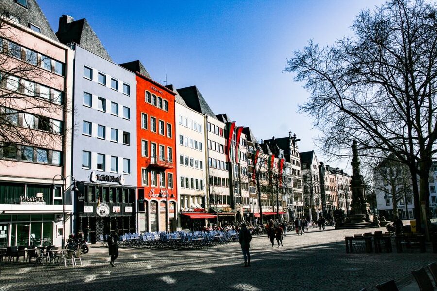 Cologne: 3 Old Town Breweries Guided Walking Tour - Finishing among the colorful buildings at Heumarkt