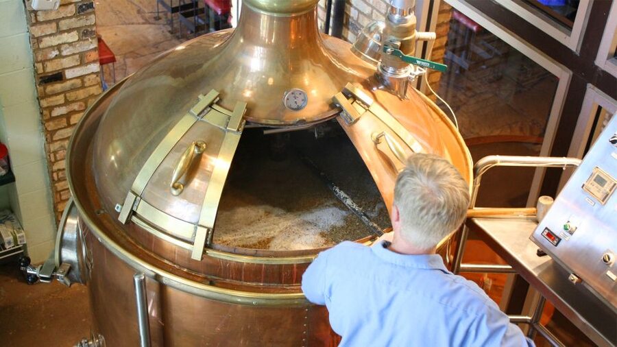 Cologne: brewhouse tour with kölsch tasting - Walking through Cologne’s Old Town