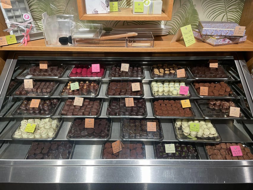 Cologne: Chocolate tasting Tour per Rickschaw - What the guide adds to the experience