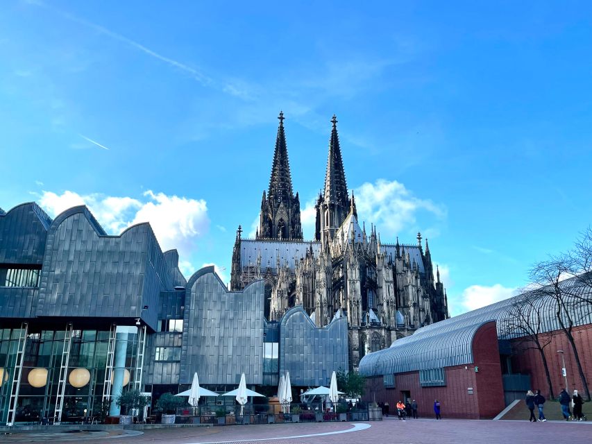 Cologne: City Highlights with Local Guide - Starting at Heumarkt, where modern Cologne meets the old city