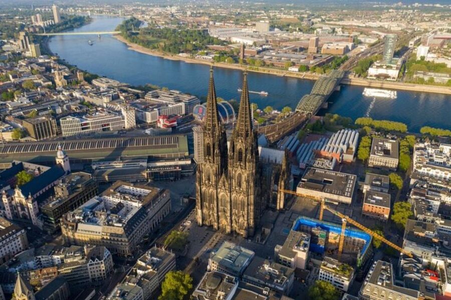 Cologne: Custom Private Walking Tour with a Local Guide - Key points to know before booking