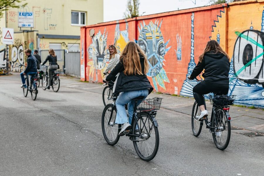 Cologne: Ehrenfeld Street Art Bike Tour - Key points at a glance