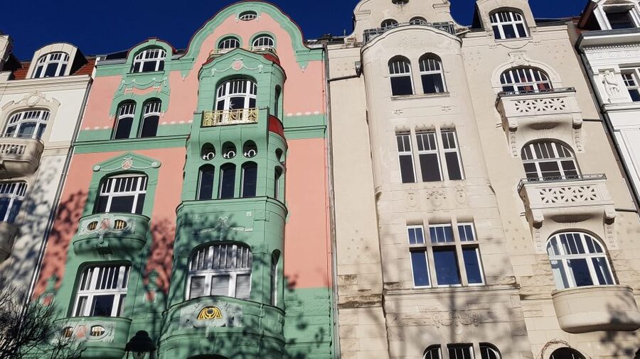 Cologne: Guided E-Bike Panorama Tour - From Rheinauhafen to Cologne’s southern quarters