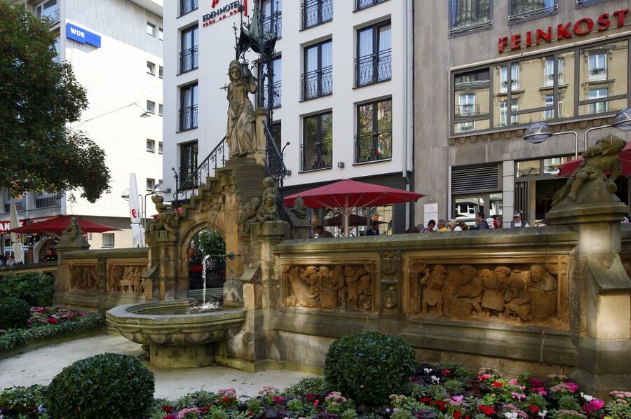 Cologne: Histories & Typical Cologne - Key points to know before you book