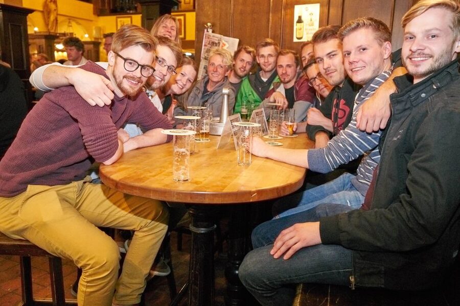 Cologne: Kölsch Beer and Brew House 2-Hour Tour - Alter Markt, Jan von Werth, and the old town