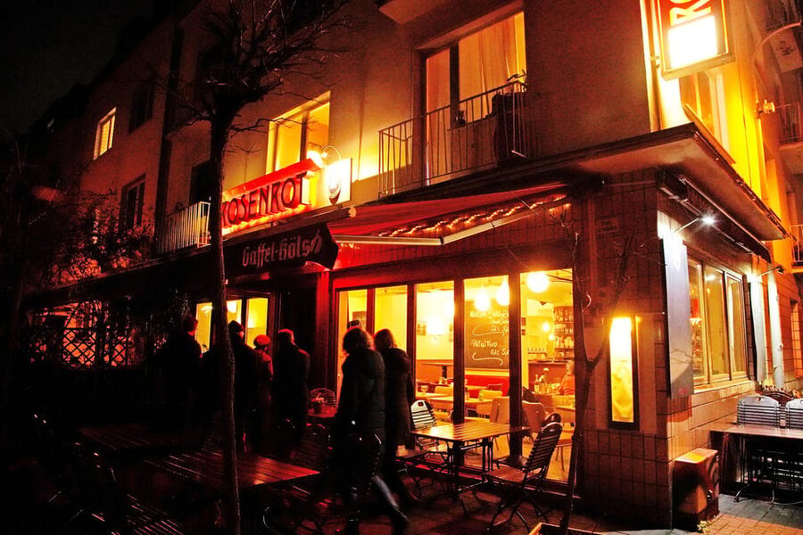 Cologne-Nippes: wine hopping (wine trip) - Meeting at Schillplatz at 5:30 p.m.