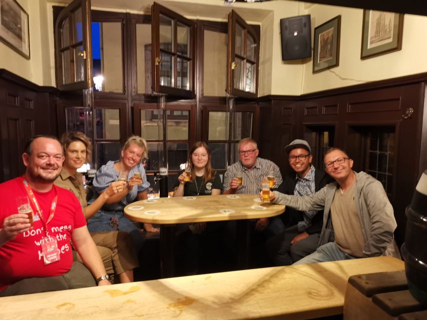 Cologne: Old Town Beer History Tour - Guides make or break this experience