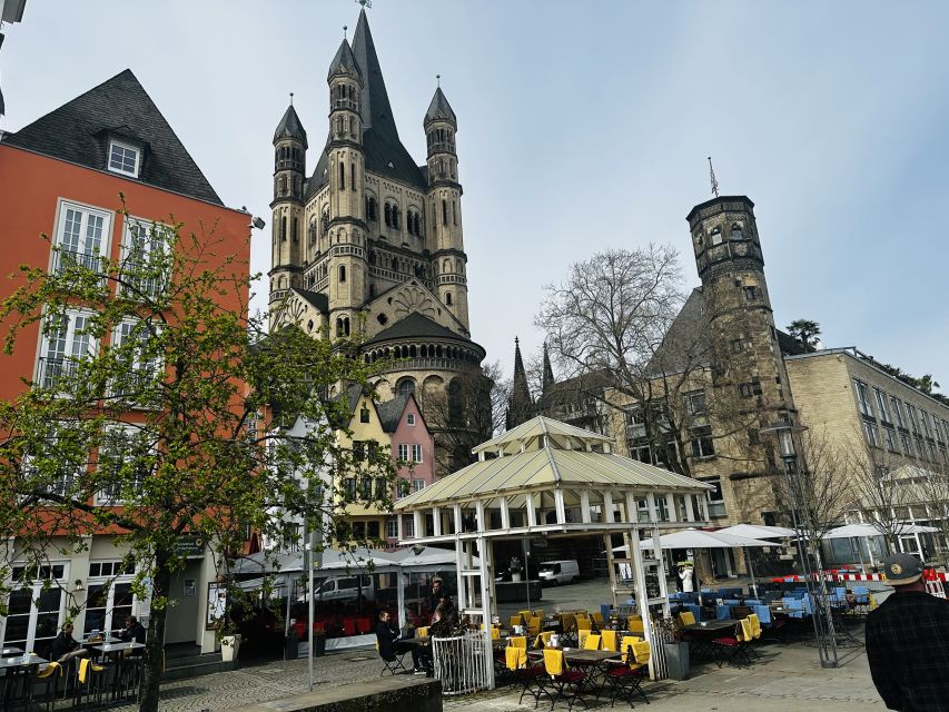 Cologne: Private Walking Tour of City Center - City Hall, the Willi Ostermann Fountain, and local stories