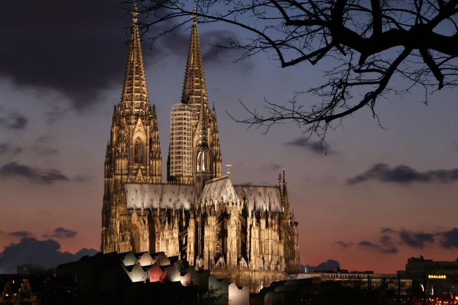 Cologne: Sagen- und Histörchentour in German - Saint Ursula and the darker side of Cologne’s legends