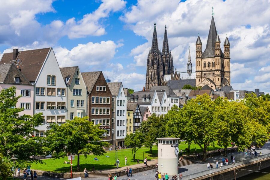 Cologne: Scavenger Hunt Self-Guided Tour - Heumarkt and Cologne’s public squares
