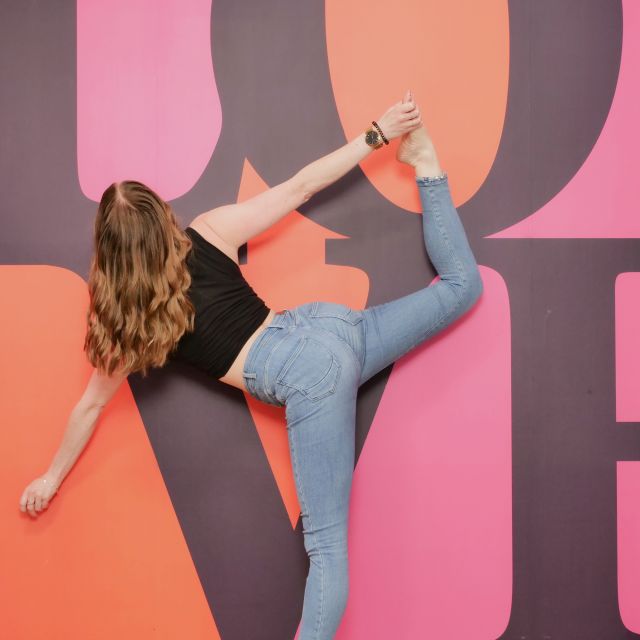 Cologne: Selfiewerke Selfie Foto Studio - Timing your one-hour session