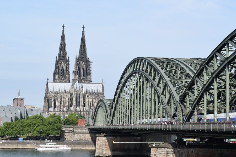 Cologne: The Dark Side of the City Walking Tour - Historic churches and streets beyond the old town